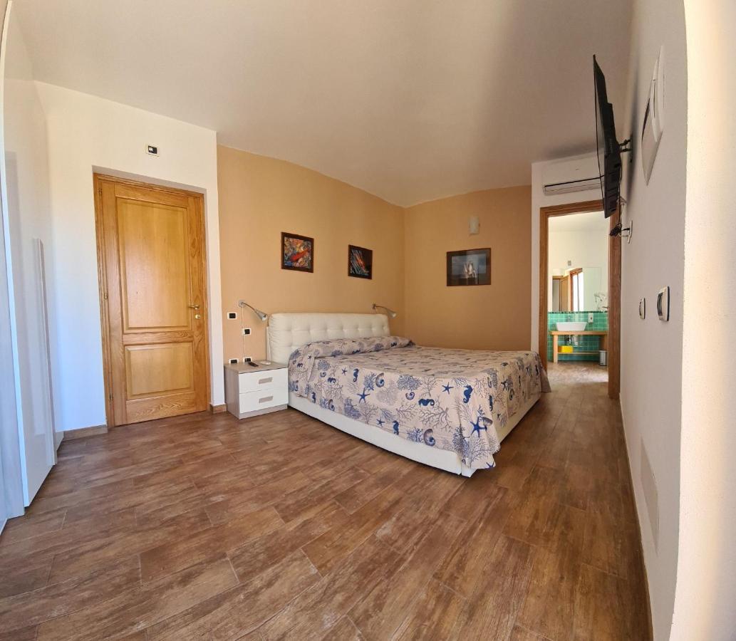 Rena Bianca Suite By La Contessa Santa Teresa Gallura Exterior photo